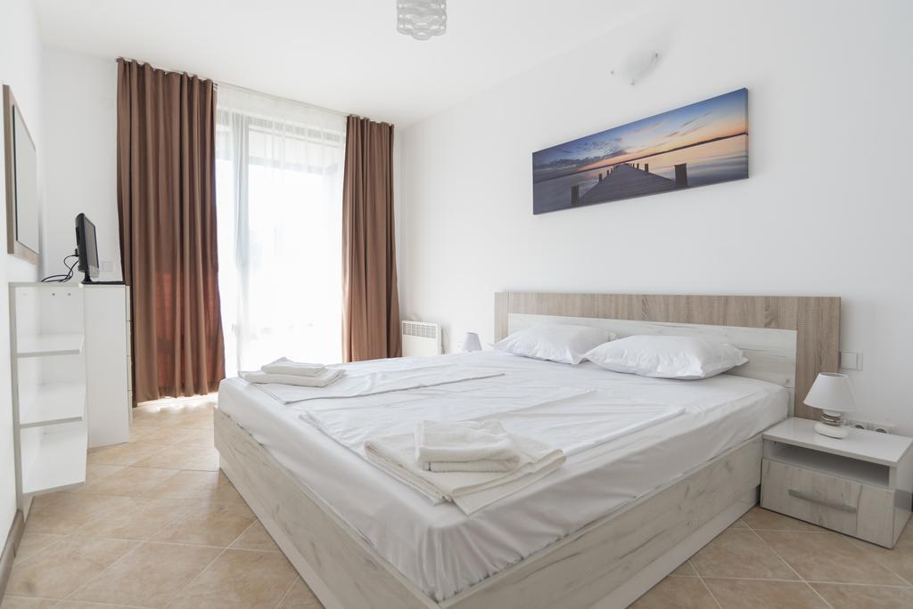 Oasis Resort & Spa Cozy Apartments ロゼネッツ エクステリア 写真