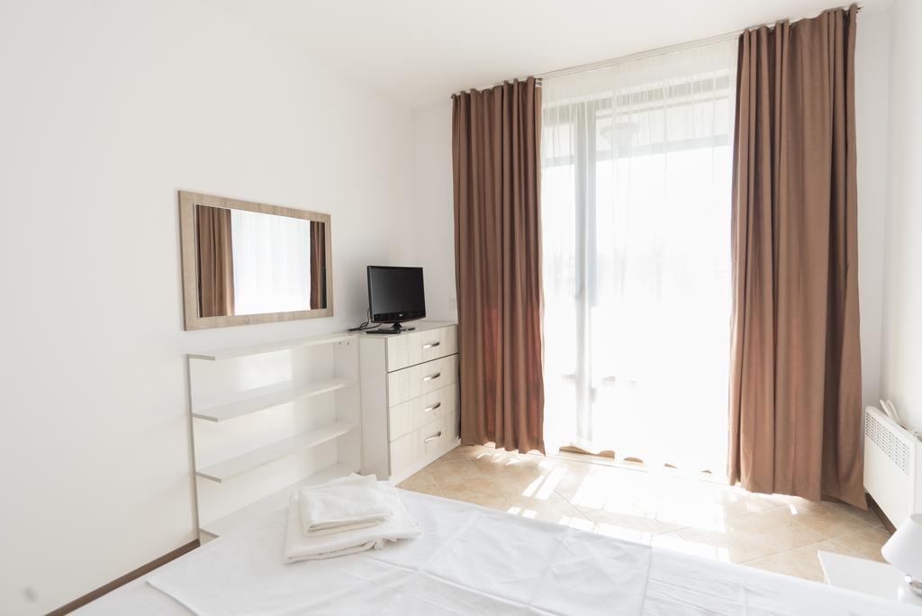 Oasis Resort & Spa Cozy Apartments ロゼネッツ エクステリア 写真