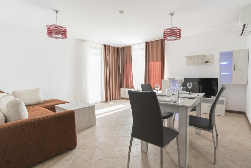 Oasis Resort & Spa Cozy Apartments ロゼネッツ エクステリア 写真