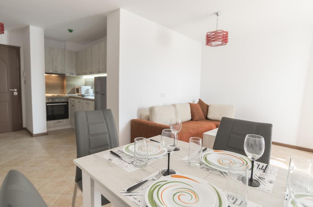 Oasis Resort & Spa Cozy Apartments ロゼネッツ エクステリア 写真